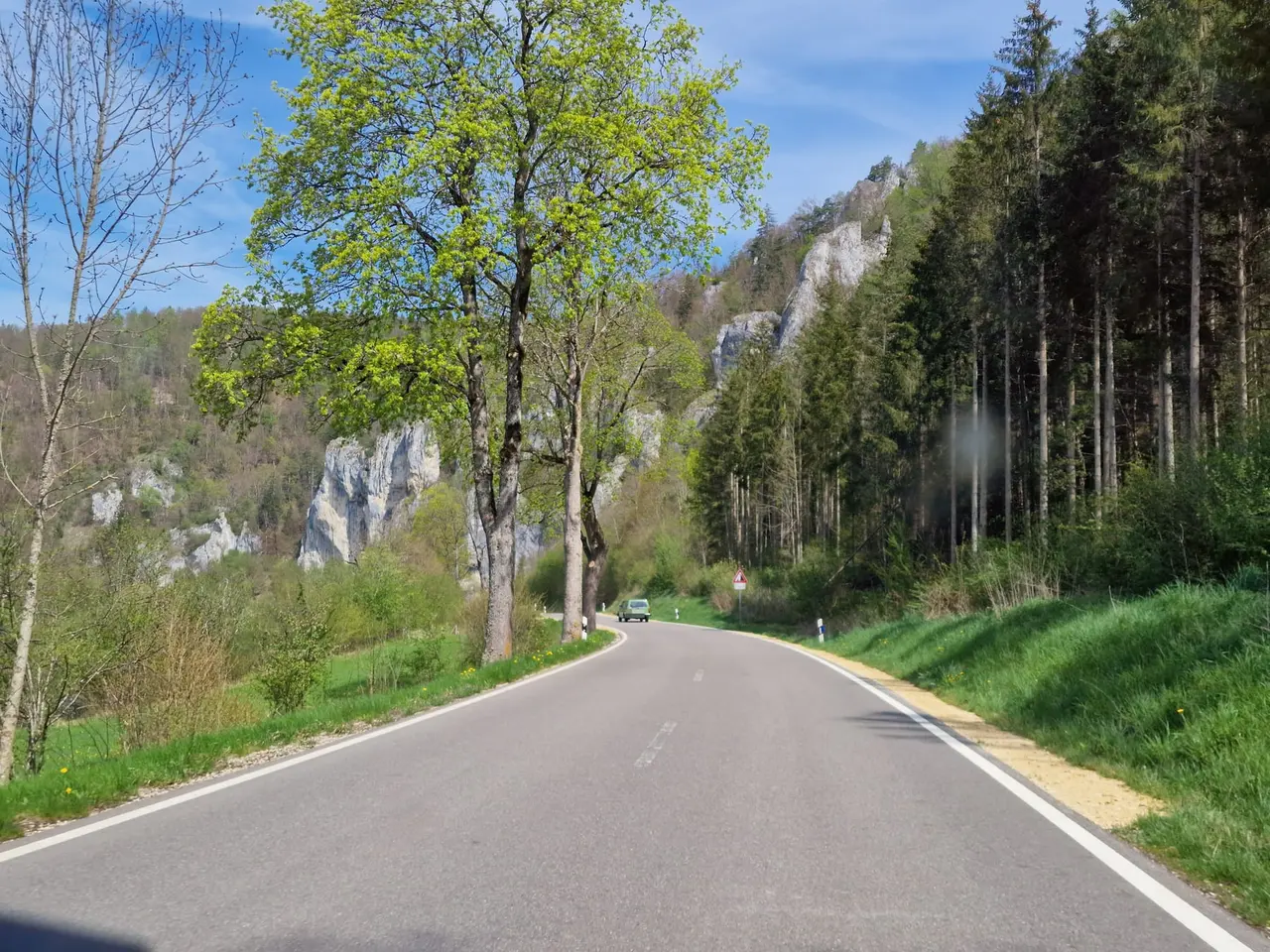 Landstraße durch das Donautal